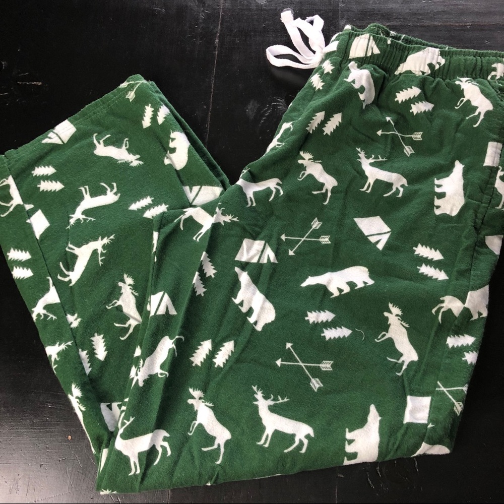 Arctic Trail Pajama Bottoms. Green & White